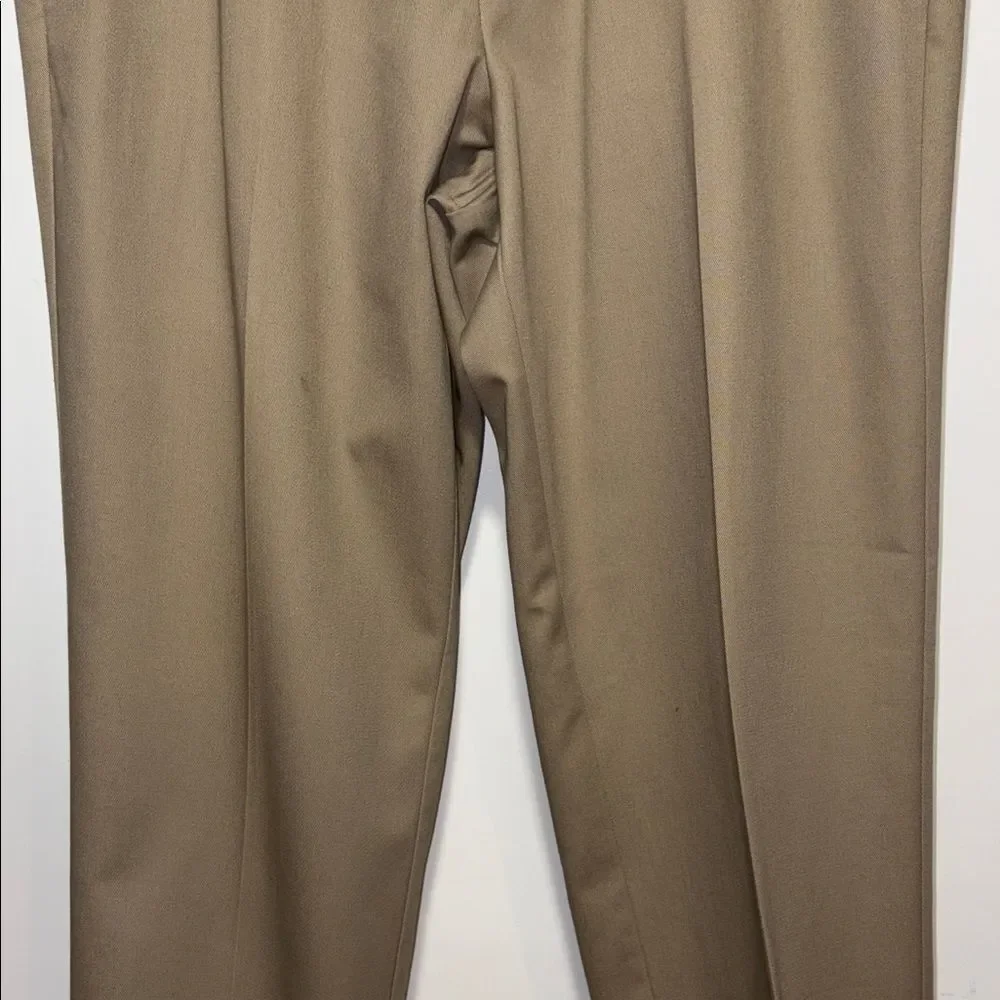Dockers Men's Khaki Chinos